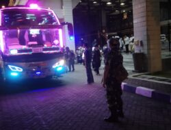 Babinsa Koramil 0817/07 Kebomas Amankan Kedatangan Jama’ah Haji Keluarga Besar Semen Indonesia