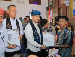 Dampingi Wakil Gubernur Serahkan Hak Anak Binaan di LPKA Blitar dalam Peringatan Hari Anak Nasional 2025, Kakanwil : Anak Binaan Juga Punya Hak yang Sama !