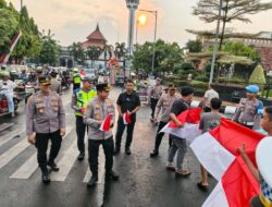 Polres Kudus Bagikan 1.000 Bendera Merah Putih, Kapolres: Semangat Kemerdekaan Harus Berkibar di Hati