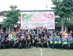 MERIAHKAN HUT KEMERDEKAAN RI KE-80, POLRES JOMBANG GELAR PERTANDINGAN MINI SOCCER (SEPAKBOLA SARUNG)