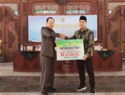DANA HIBAH RP 7, 8 MILLIAR DISALURKAN PEMERINTAH KABUPATEN PEMALANG
