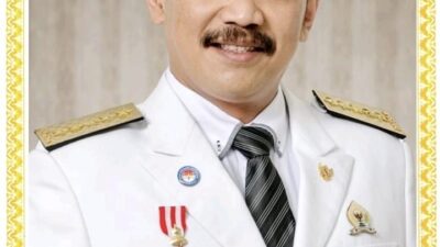 PANGLIMA BESAR PBB-INA, APW. MUFTI BONE (MR. BONN), TURUT SEMARAKKAN PERINGATAN HUT RI DI BANDUNG 