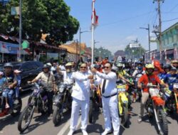 BUPATI PEMALANG KONVOI BARENG KOMUNITAS MASYARAKAT DI HUT RI KE-80 