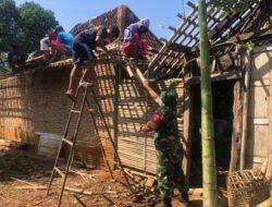 DANRAMIL GIRIMARTO PIMPIN KARYA BAKTI REHAB RUMAH MILIK KASIYEM 