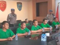 RESPON CEPAT, ANGGOTA BRIMOB MELINDAS DRIVER OJOL DIPERIKSA PROPAM 