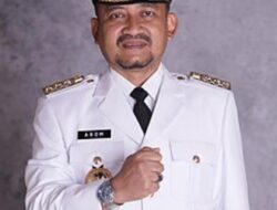 BUPATI PEMALANG APRESIASI MAHASISWI ASAL PEMALANG RAIH PREDIKAT CUM LAUDE DI UNY