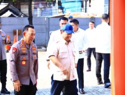 PRESIDEN KUNJUNGI POLISI KORBAN KERUSUHAN, POLRI JANJI PULIHKAN KEAMANAN DAN TANGKAP PELAKU 