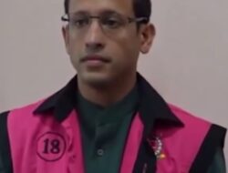 KEJAGUNG BORGOL EKS KEMENDIKBUDRISTEK NADIEM TERSANGKA KORUPSI PROYEK LAPTOP BERBASIS WINDOWS Rp 9,9 TRILLIUN