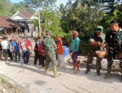 HUT KE-80 TNI,KODIM 0806/TRENGGALEK GELAR BAKTI TERITORIAL DAN SOSIAL BANGUN MASJID DI KAMPAK