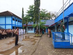 Danramil 0806-07/Watulimo Sosialisasi Rekrutmen TNI AD 2025 Ke Pelajar SMKN 1 Watulimo