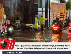 Polri Sigap Atasi Kemacetan Akibat Banjir, Satlantas Polres Jepara Wujudkan Pelayanan Prima Untuk Masyarakat