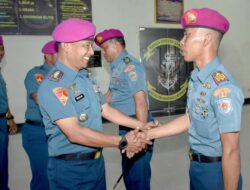 Danmenart 2 Marinir Pimpin Acara Laporan Korps Kenaikan Pangkat Perwira Menart 2 Mar