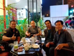 Pimpinan Umum Media CyberTNI.id yaitu Ahmad Wibisono,S.H., C.MDF,Ngopi Bareng Kombes Pol Basuki dan Resmob Polda Jateng: Bahas Ancaman Siber Dan Pertahanan Nasional