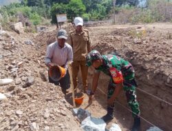 Babinsa Desa Lido Hadiri Peletakan Batu Pertama Pagar Lapangan Desa