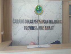 Pelayanan Buruk di KCD Pendidikan Wilayah X, Cirebon: Wartawan Dibiarkan Menunggu Hingga Satu Jam Tanpa Kepastian