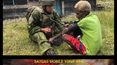 Satgas Mobile Yonif 644/Walet Sakti, Pos Mugi Melaksanakan Kegiatan Komunikasi Sosial (Komsos) Di Kampung Ikinem