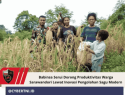 Babinsa Serui Dorong Produktivitas Warga Sarawandori Lewat Inovasi Pengolahan Sagu Modern