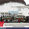 Bersatu Dengan Alam, Kodam XVII/Cenderawasih Ajak Warga Jayapura Jaga Kebersihan Lewat Karya Bakti Di Pasar Youtefa Dan Aliran Kali Siburogoni