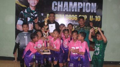 Drama Adu Penalti Bawa MI Al Huda Rejowinangun Angkat Trofi Dandim Cup U-10 Ke-2 Di Trenggalek