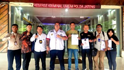 Adv. Donny Andretti Dampingi Korban Cara Penagihan Yang Salah Oleh Oknum Berkaitan Jaminan Fidusia Toyota Yaris H1685FV Dengan Locus Dlicti Di Perum Green Ambarawa Residence