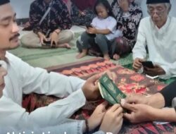 Prosesi Pernikahan Dera Dan Munif Aktivis Lingkungan Lancar Turut Dihadiri Keluarga Besar Dari Semarang Dan Madiun