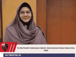 Dr.Elly Pendiri Indonesian Islamic International School dalam Ilmu Fiqih