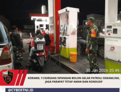 Koramil 11/Girsang Sipangan Bolon Gelar Patroli Siskamling, Jaga Parapat Tetap Aman Dan Kondusif