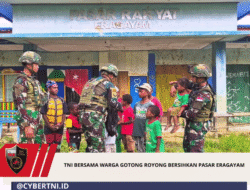 TNI Bersama Warga Gotong Royong Bersihkan Pasar Eragayam