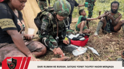 Dari Rumah Ke Rumah, Satgas Yonif 743/PSY Hadir Menjaga Kesehatan Masyarakat Tinolok