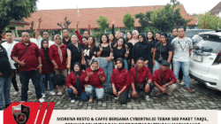 Morena Resto & Caffe Bersama CyberTNI.id Tebar 500 Paket Takjil, Perkuat Soliditas dan Sinergisitas Di Tengah Masyarakat