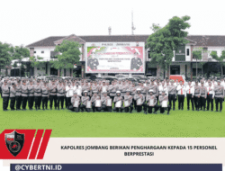 Kapolres Jombang Berikan Penghargaan Kepada 15 Personel Berprestasi
