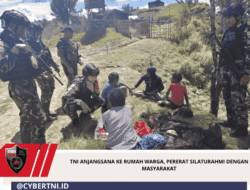 TNI Anjangsana ke Rumah Warga, Pererat Silaturahmi dengan Masyarakat