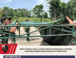 Bantu Dirikan Tenda, Satgas Pamtas Yonarhanud 2 Kostrad Ringankan Beban Warga Berduka di Perbatasan