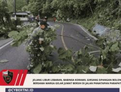 Jelang Libur Lebaran, Babinsa Koramil Girsang Sipangan Bolon Bersama Warga Gelar Jumat Bersih di Jalan Panatapan Parapat