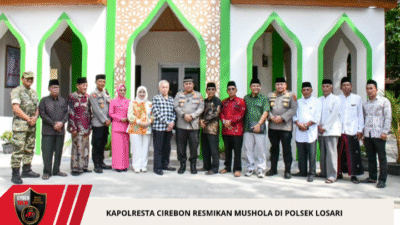 Kapolresta Cirebon Resmikan Mushola di Polsek Losari