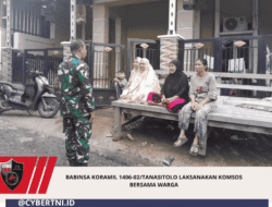 Babinsa Koramil 1406-02/Tanasitolo Laksanakan Komsos Bersama Warga