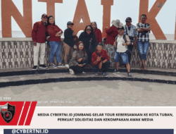 MEDIA CYBERTNI.id JOMBANG GELAR TOUR KEBERSAMAAN KE KOTA TUBAN, PERKUAT SOLIDITAS DAN KEKOMPAKAN AWAK MEDIA