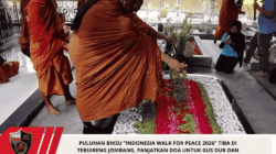 Puluhan Biksu “Indonesia Walk for Peace 2026” Tiba di Tebuireng Jombang, Panjatkan Doa untuk Gus Dur dan Perdamaian Bangsa