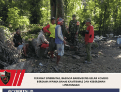 Perkuat Sinergitas, Babinsa Barembeng Gelar Komsos Bersama Warga Bahas Kamtibmas dan Kebersihan Lingkungan