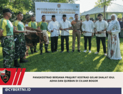 Pangkostrad Bersama Prajurit Kostrad Gelar Shalat Idul Adha dan Qurban di Ciluar Bogor