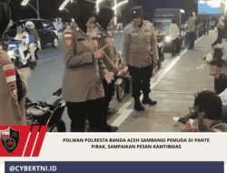 Polwan Polresta Banda Aceh Sambangi Pemuda di Pante Pirak, Sampaikan Pesan Kamtibmas