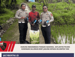 Dukung Swasembada Pangan Nasional, Satlantas Polres Kuningan Salurkan Bibit Jagung kepada Kelompok Tani
