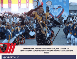 Spektakuler, Genderang Suling Gita Jala Taruna AAL Mengguncang Vladivostok di Puncak Peringatan Hari Besar Rusia