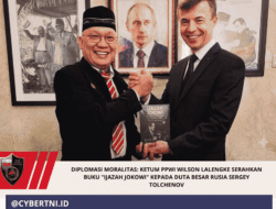 Diplomasi Moralitas: KETUM PPWI Wilson Lalengke Serahkan Buku “Ijazah Jokowi” kepada Duta Besar Rusia Sergey Tolchenov