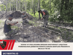 Kodim 1411/Bulukumba Bersama Masyarakat Lanjutkan Pembangunan Jembatan Perintis Garuda Bantuan Presiden RI Melalui TNI AD