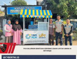 PLN salurkan bantuan gerobak usaha untuk UMKM di Baturaja