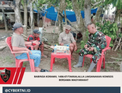 BABINSA KORAMIL 1406-07/TAKKALALLA LAKSANAKAN KOMSOS BERSAMA MASYARAKAT