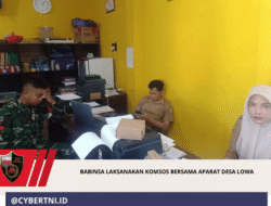 Babinsa Laksanakan Komsos Bersama Aparat Desa Lowa