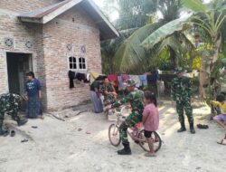 Mengisi Waktu Luang, Satgas TMMD Ke-129 TA 2026 Bermain Bersama Anak-anak Desa Kapal Merah, Bukti Nyata Kedekatan TNI dengan Rakyat