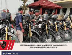 Kodim 0814/Jombang Sidak Administrasi dan Kelengkapan Kendaraan Operasional Anggota